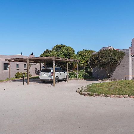 Blue Bay Lodge Saldanha Bay Екстер'єр фото