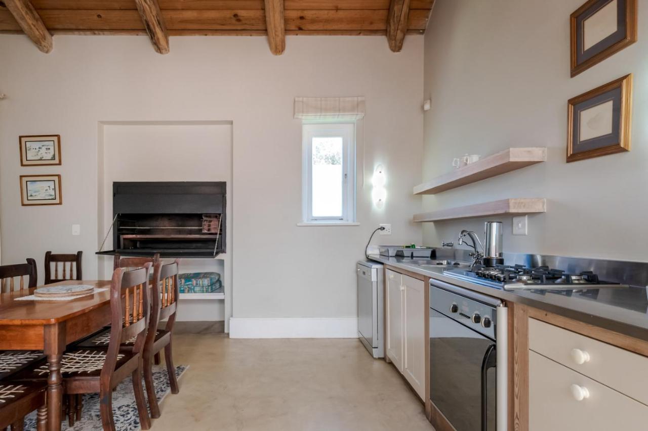Blue Bay Lodge Saldanha Bay Екстер'єр фото