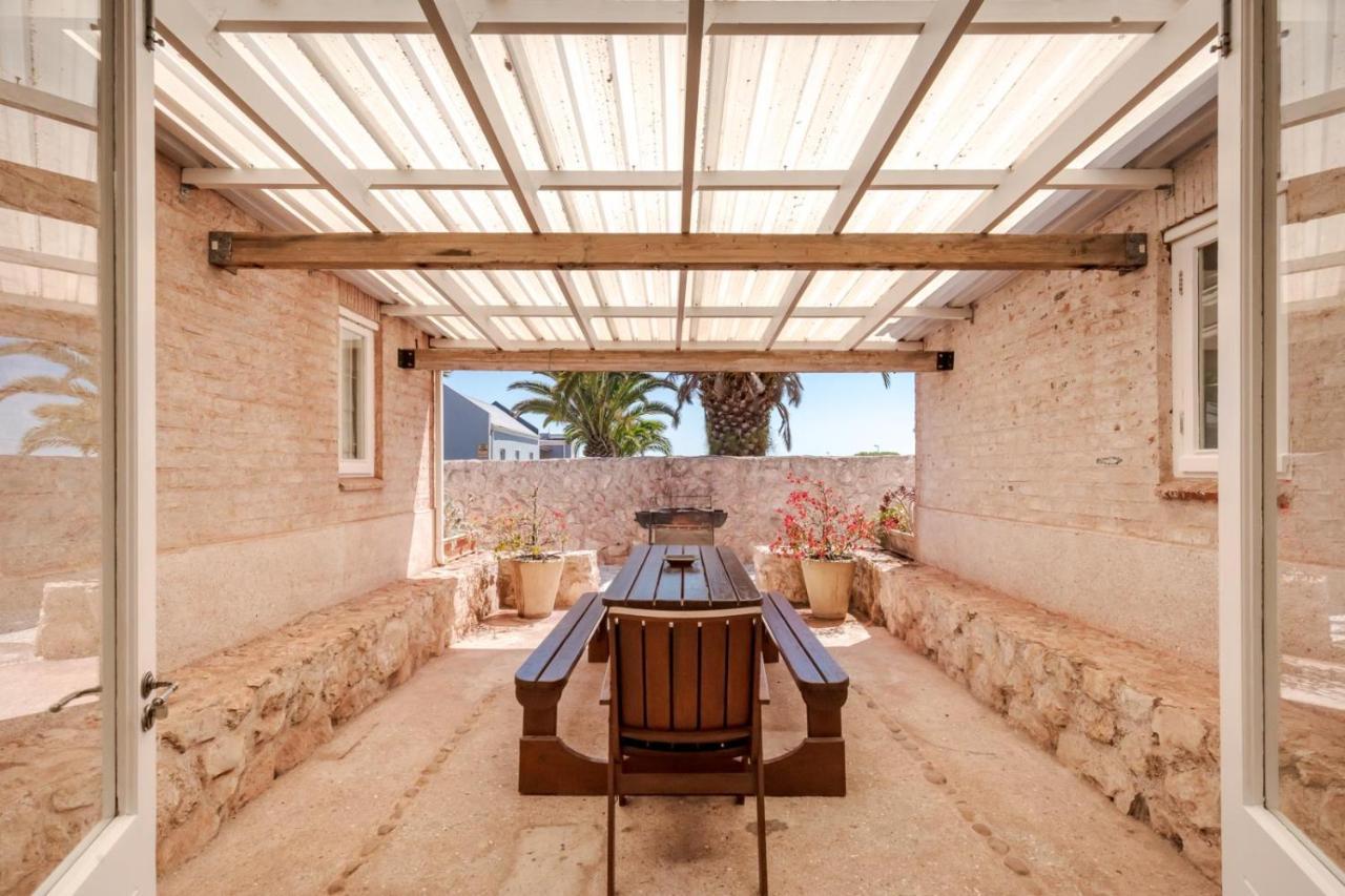 Blue Bay Lodge Saldanha Bay Екстер'єр фото