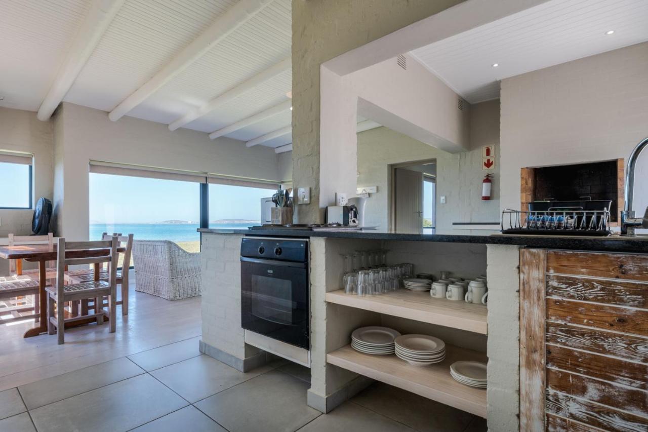 Blue Bay Lodge Saldanha Bay Екстер'єр фото