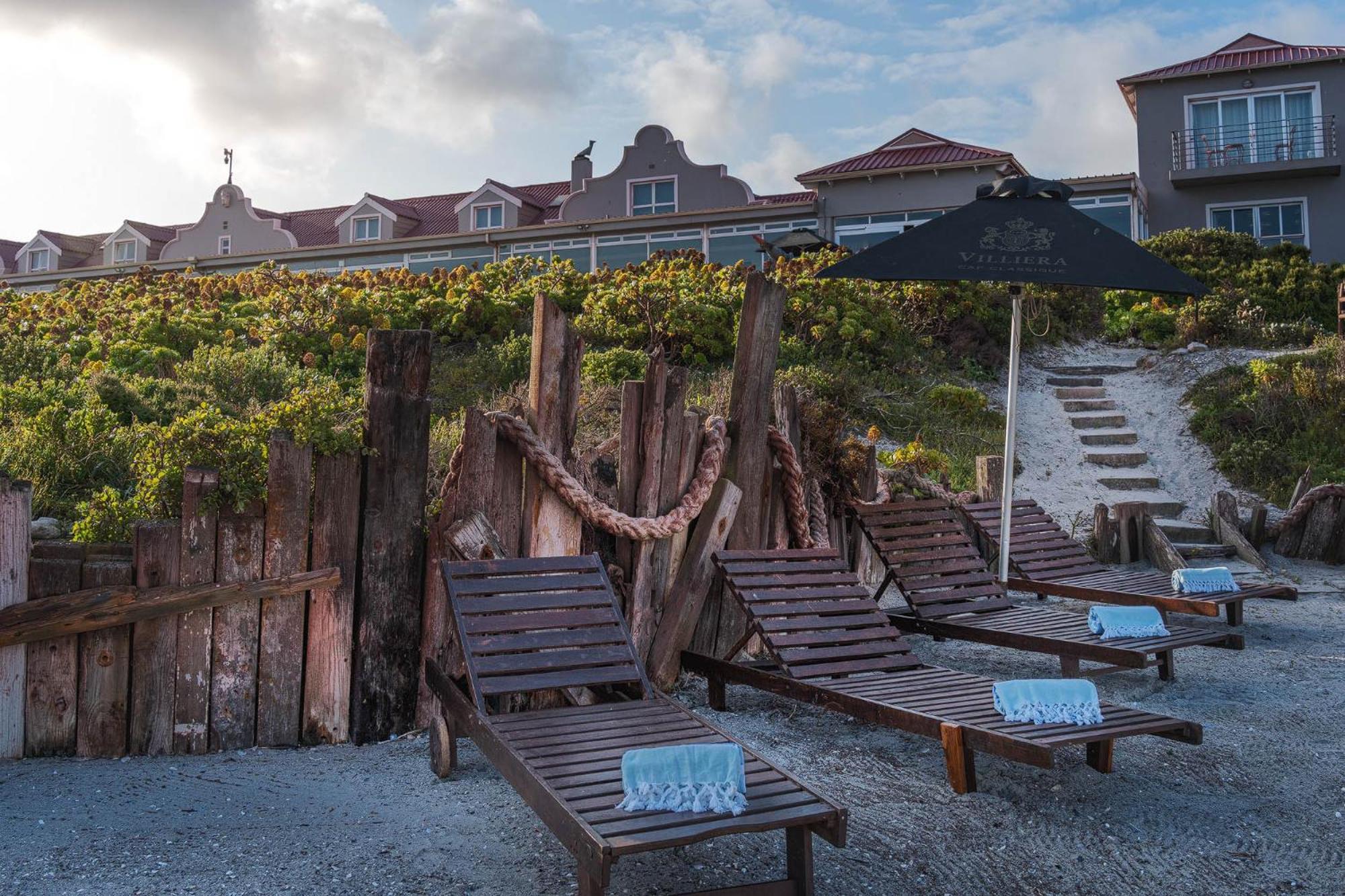 Blue Bay Lodge Saldanha Bay Екстер'єр фото