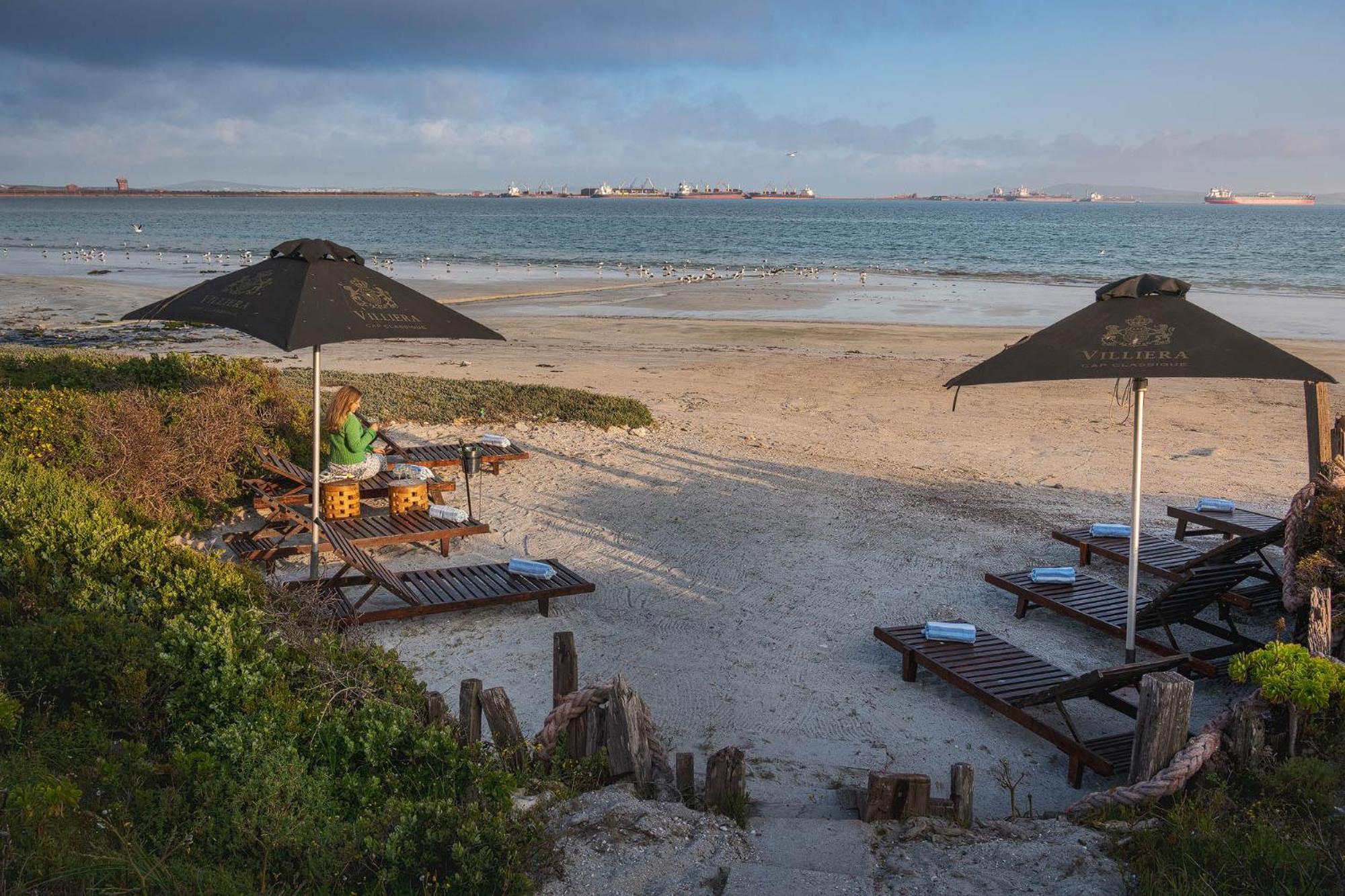 Blue Bay Lodge Saldanha Bay Екстер'єр фото