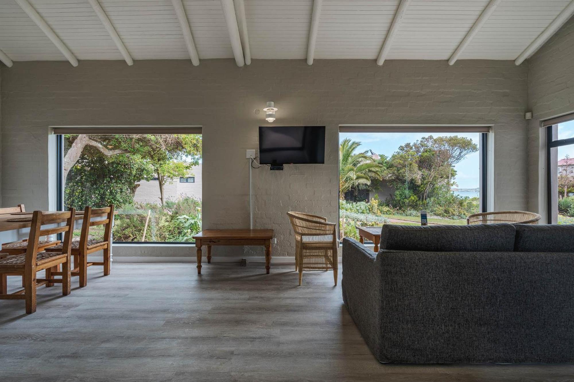 Blue Bay Lodge Saldanha Bay Екстер'єр фото