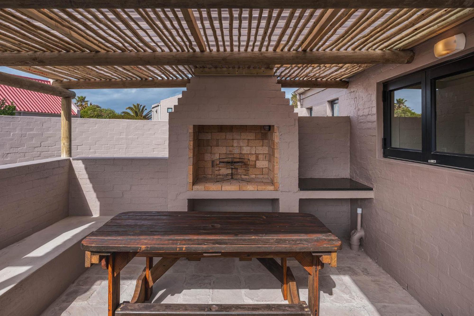 Blue Bay Lodge Saldanha Bay Екстер'єр фото