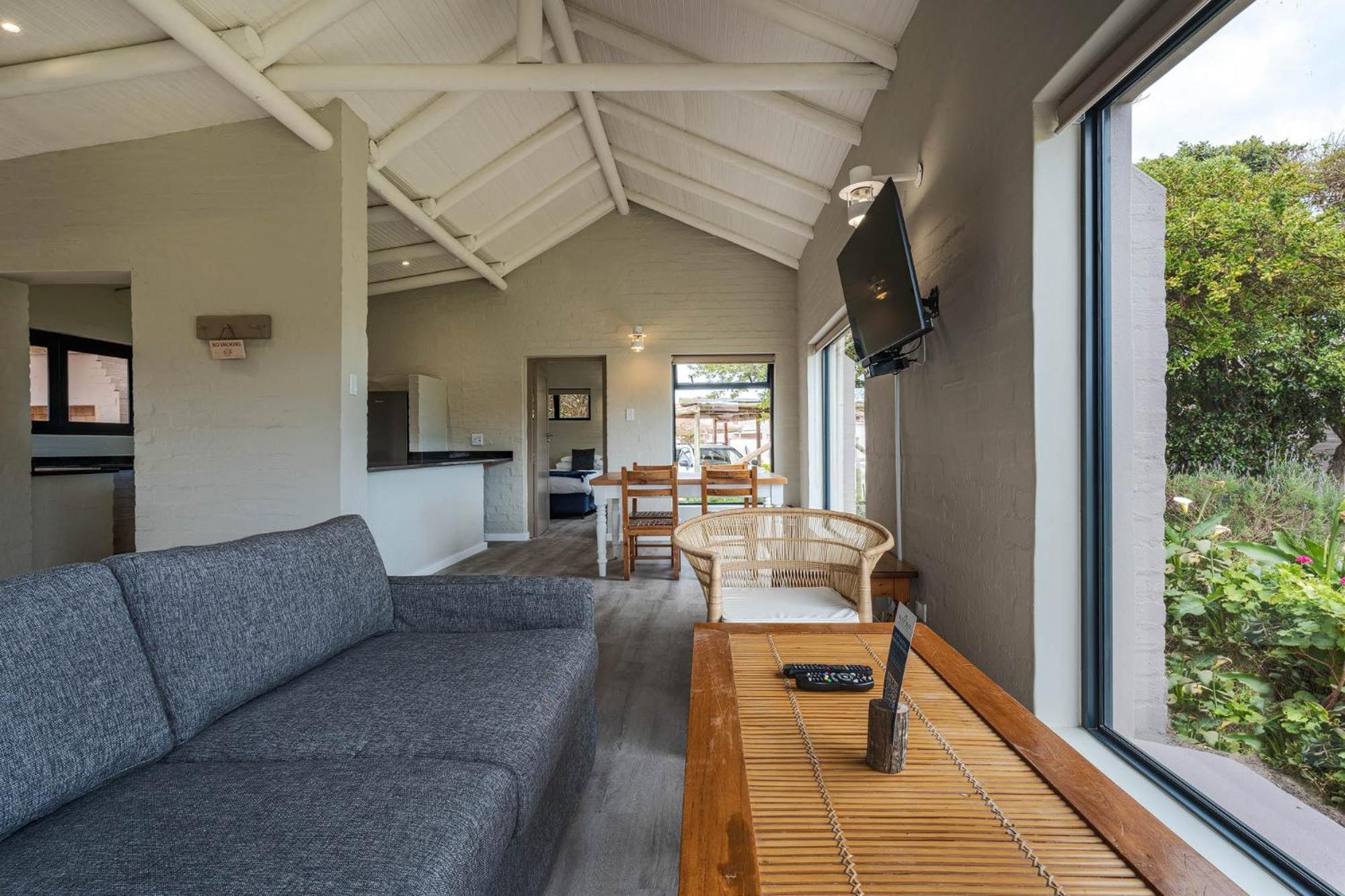 Blue Bay Lodge Saldanha Bay Екстер'єр фото